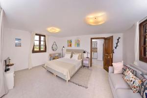 CENTER Penthouse - MEDIEVAL Town 10- BEACH 2