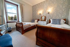 Twin Room room in The Rowan Tree Country Hotel