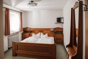 Standard Plus Double Room room in Hotel Vier Jahreszeiten