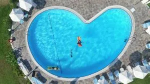 Birikos Hotel & Suites - Agios Prokopios