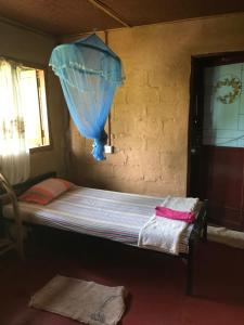 Deniyaya National backpackers hostel