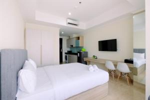 Nice Studio Menteng Park Apartment By Travelio