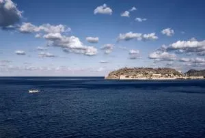 Plaka Sea Front Residence - Kalidhón