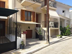 Sunshine Pension Samos Greece