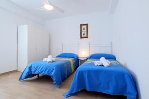 Rosas en la Balconada & Apartment with Parking in Córdoba Historic Center