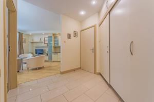 Apartament Złota Gracja z prywatnym parkingiem