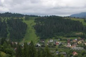 Біля лісу Апартименти з двома спальнями - Tukhlya