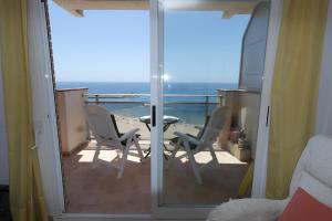MB, Mareta Blava, piscina y vistas