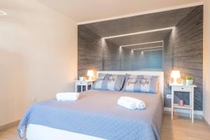 Brand New Studio With Terrace & Parking