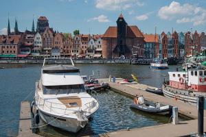 Luxury Apartment at the River Old Town
