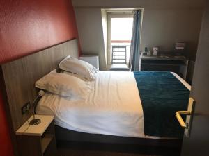 Hotels Hotel Les Frangins : photos des chambres