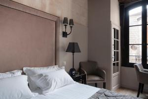 Hotels Hotel Le Presbytere : Chambre Double Classique