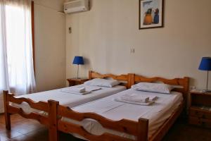 Seaview- 2 Space - selfcatering Apartment - Helen No 3 Arkadia Greece