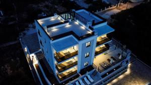 Villa 23 A heated pool 