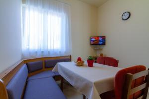 Apartments & Rooms Sanja