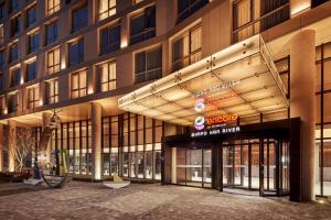 Ramada Encore by Wyndham Gimpo Han River Hotel