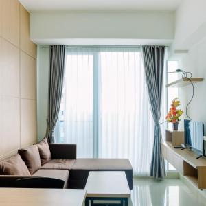 Comfortable 1BR Tree Park City BSD Apartment By Travelio