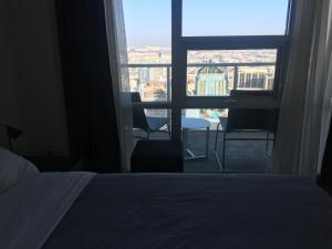Luxurious Highrise 2b 2b Apartment Heart Of Downtown LA