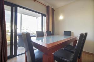 Apt 2 Quartos, BBQ, AC, Varanda, Prestige For Home