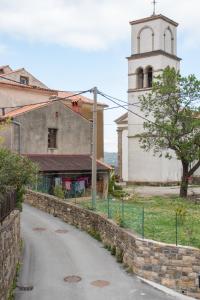 Apartmaji Hrvatin v Kortah