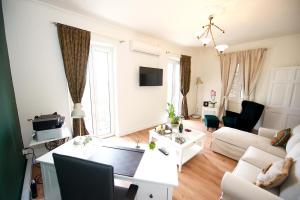 Old Fortress Luxury Suite