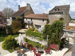 Hotels Le Pigeonnier du Perron, The Originals Relais (Relais du Silence) : photos des chambres