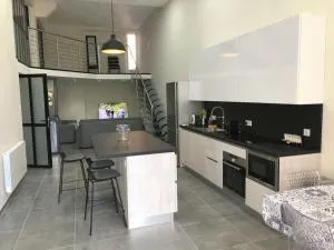 GRAND LOFT chic et moderne, déco industrielle - 博索莱伊