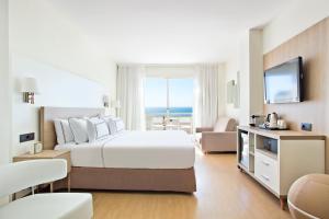 4 stern hotel Melia Sitges Sitges Spanien