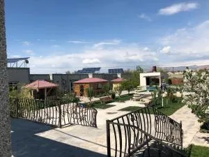 Ralina Restaurant and Hotel - Artashat