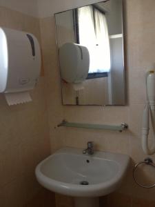 Quadruple Room with Private External Bathroom