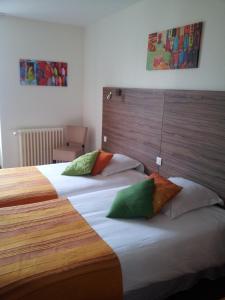 Hotels Cit'Hotel Du Port Rhu : photos des chambres