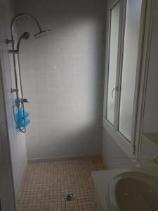 Hotels Hotel des voyageurs Chez Betty : Chambre Quadruple