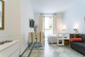 Holidays Isbilia Centro by Valcambre