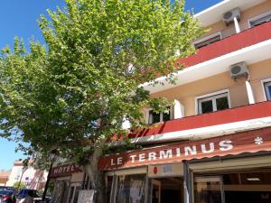 Hotels Hotel Le Terminus : photos des chambres