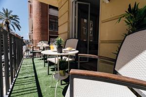 Stylish and wide- 3Bdr 3Bth- Los Remedios