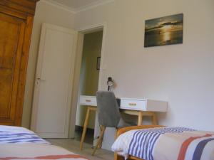 Maisons de vacances Maison classee 3 etoiles, grand jardin clos au calme Proche centre ville, 10 min des plages : photos des chambres