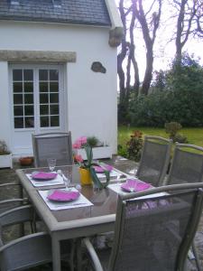 Maisons de vacances Maison classee 3 etoiles, grand jardin clos au calme Proche centre ville, 10 min des plages : photos des chambres