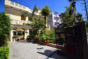 Hotel Bani Park Palace