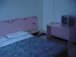 Twin Room room in Hotel Adua