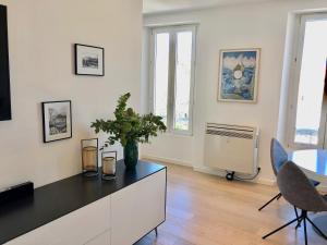 Bright & modern apartment in the heart of Antibes