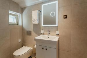 One-Bedroom Apartment room in Percagno apartment - Magnolija