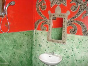 Eriono guest house Bukit lawang