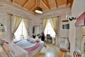 Mastoris Mansion Hydra Greece