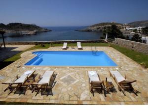 SERRAS ROOMS Kythira Greece