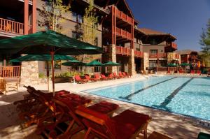 The Ritz-Carlton Club 3 Bedroom Residence 8209, Ski-in & Ski-out Resort in Aspen Highlands