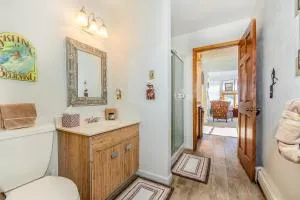 4 Bed 4 Bath Studio Apartment in Fraser - فريزر