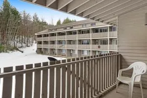 1 Bed 1 Bath Vacation home in Newry - Rangeley