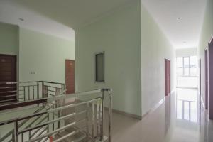 RedDoorz at Hotel Griya Gatsu Lampung
