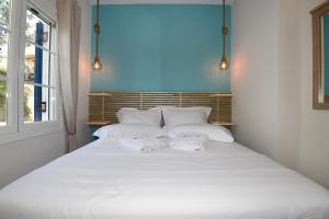 Deck1Syros Premium Apartments Syros Greece