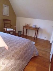 B&B / Chambres d'hotes Ferme du Mouchel : Chambre Quadruple avec Douche